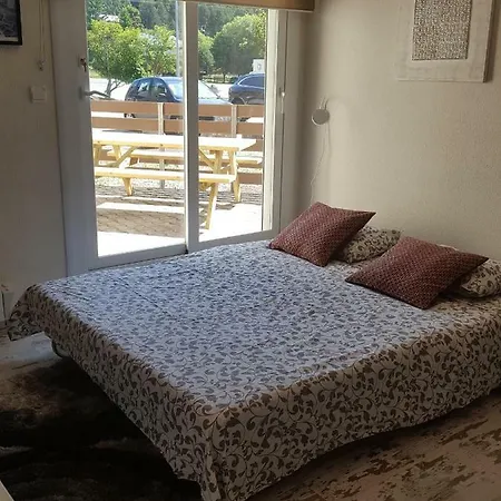 T2 Pied Pistes Pyrenees 2000 Recemment Renove Wifi Apartman *